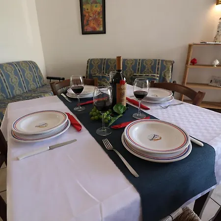 Appartement Casa Vacanze ' Delfina' A Salento 6 Posti